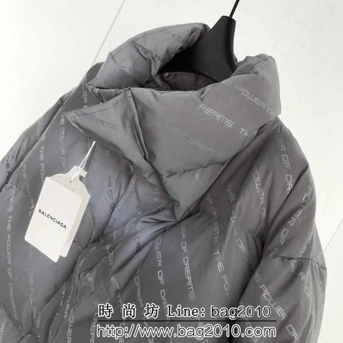 BALENCIAGA巴黎世家 18ss秋冬新款 灰色報紙滿Logo印花 大版棉服 情侶款 ydi1345